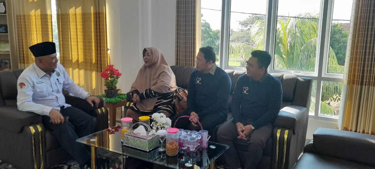 Temu Kepala Kantor Kementerian Agama Kab. Sambas Temu Kepala Kantor Kementerian Agama Kab. Sambas